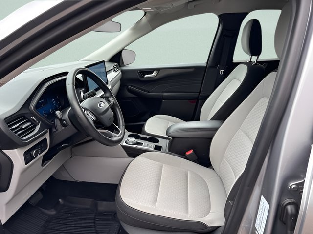 Certified 2023 Ford Escape Active w/ Tech Pack #2 AWD/4WD image 4