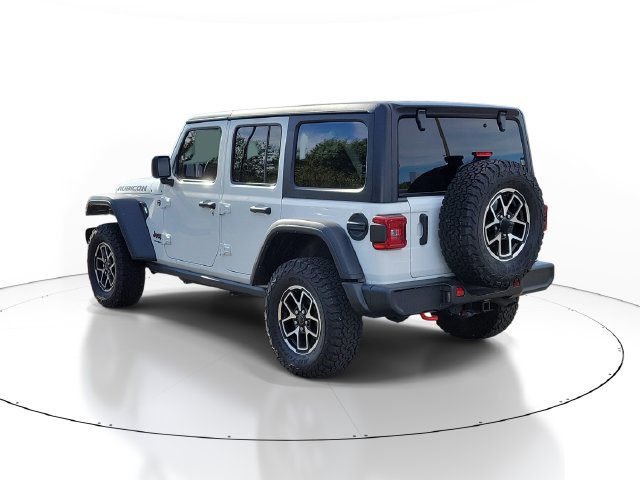 Used 2024 Jeep Wrangler Unlimited Rubicon w/ Dual Top Group AWD/4WD image 4