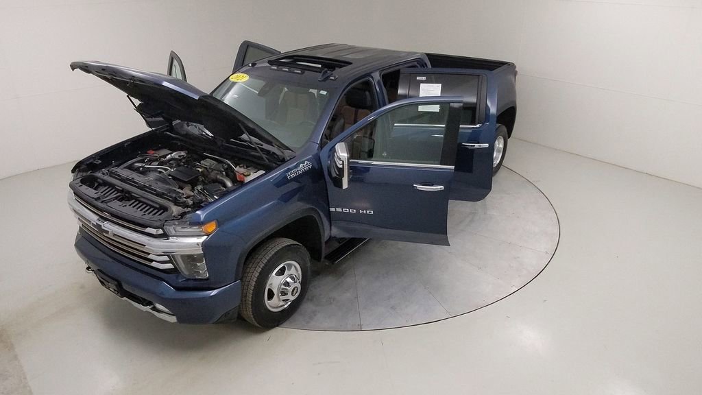 Used 2021 Chevrolet Silverado 3500 High Country image 47
