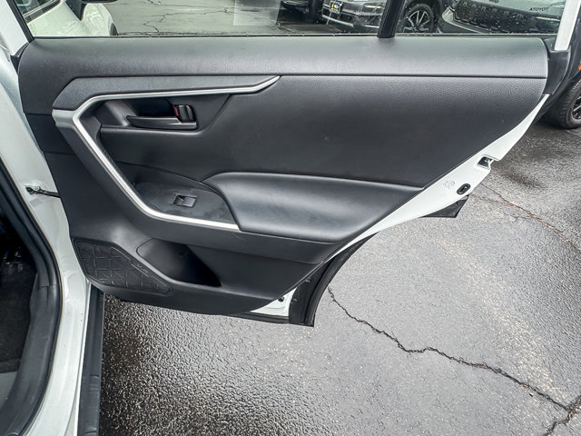 Used 2024 Toyota RAV4 LE image 22