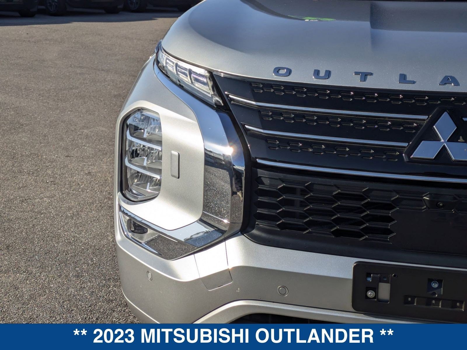 Used 2023 Mitsubishi Outlander SEL 40th Anniversary image 9