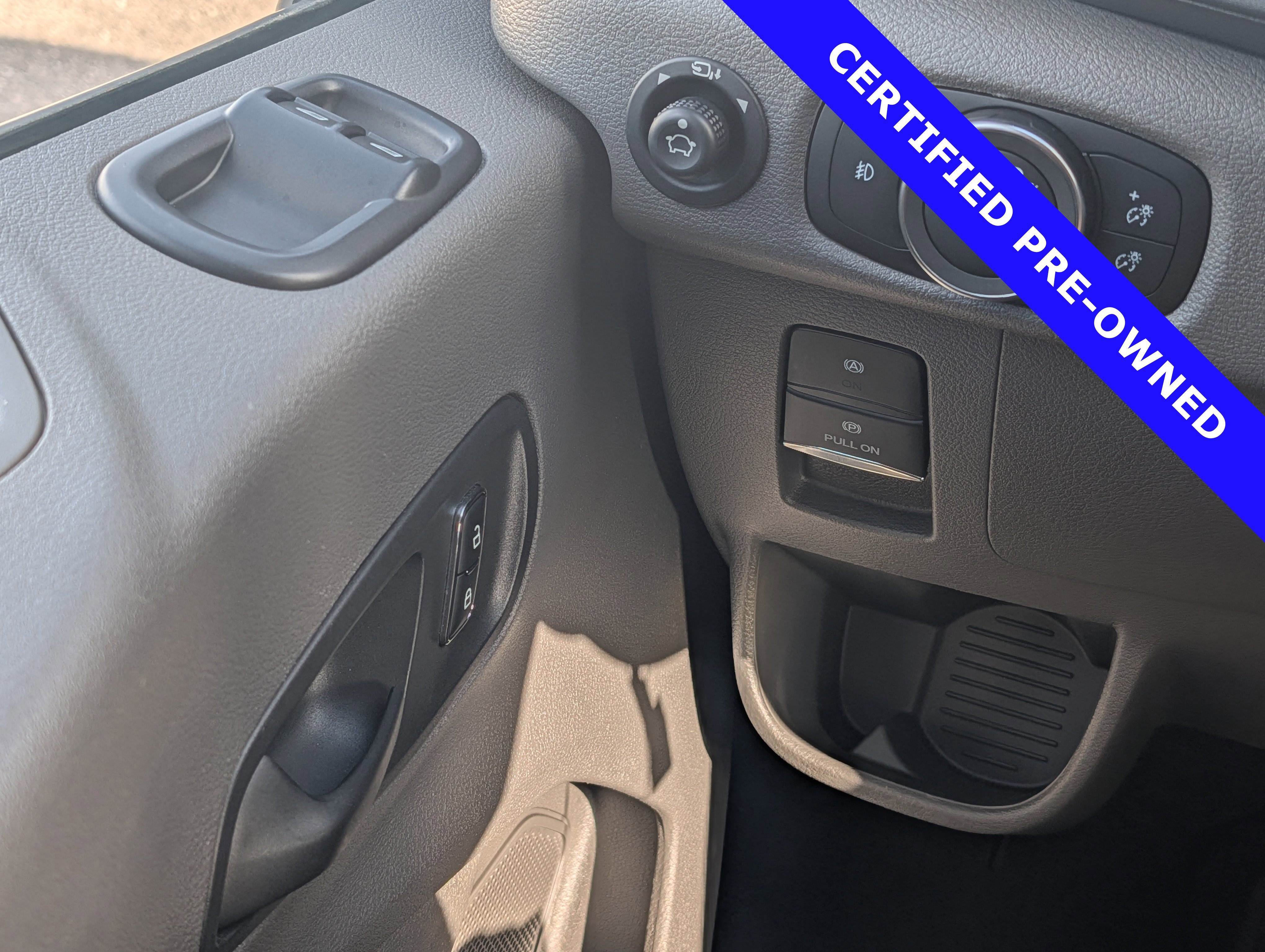 Certified 2024 Ford Transit 350 XLT image 21