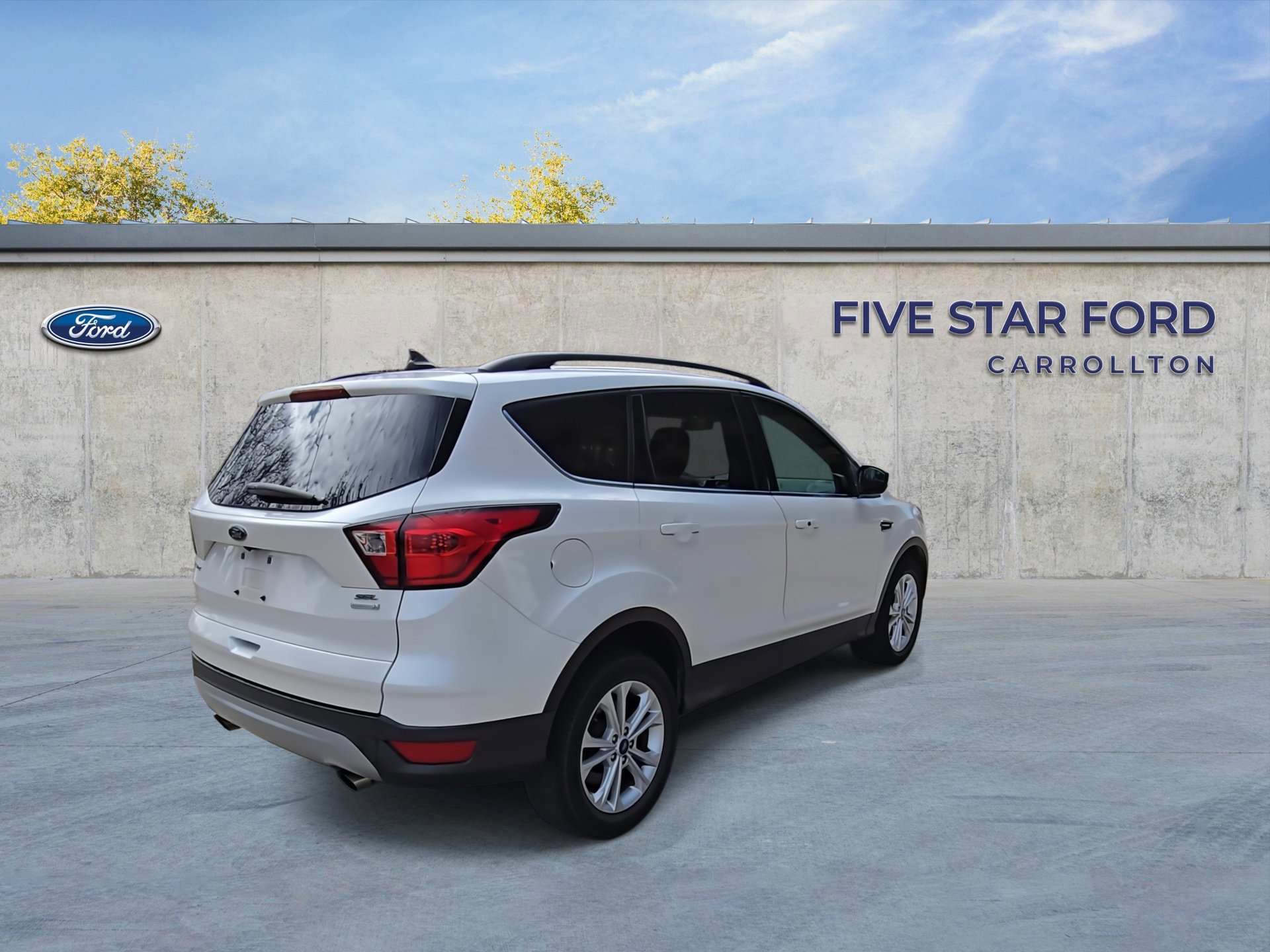 Certified 2019 Ford Escape SEL image 5