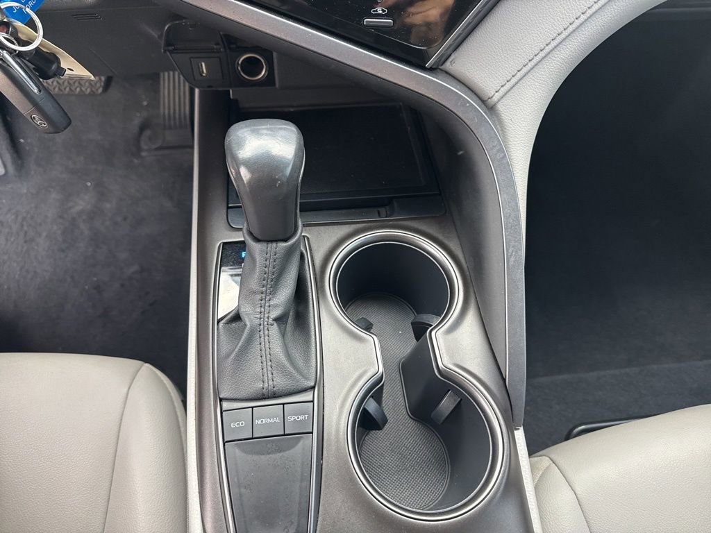 Used 2022 Toyota Camry SE image 21