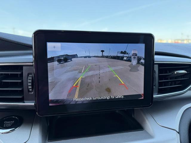 Certified 2022 Ford Explorer XLT w/ Equipment Group 202A image 21