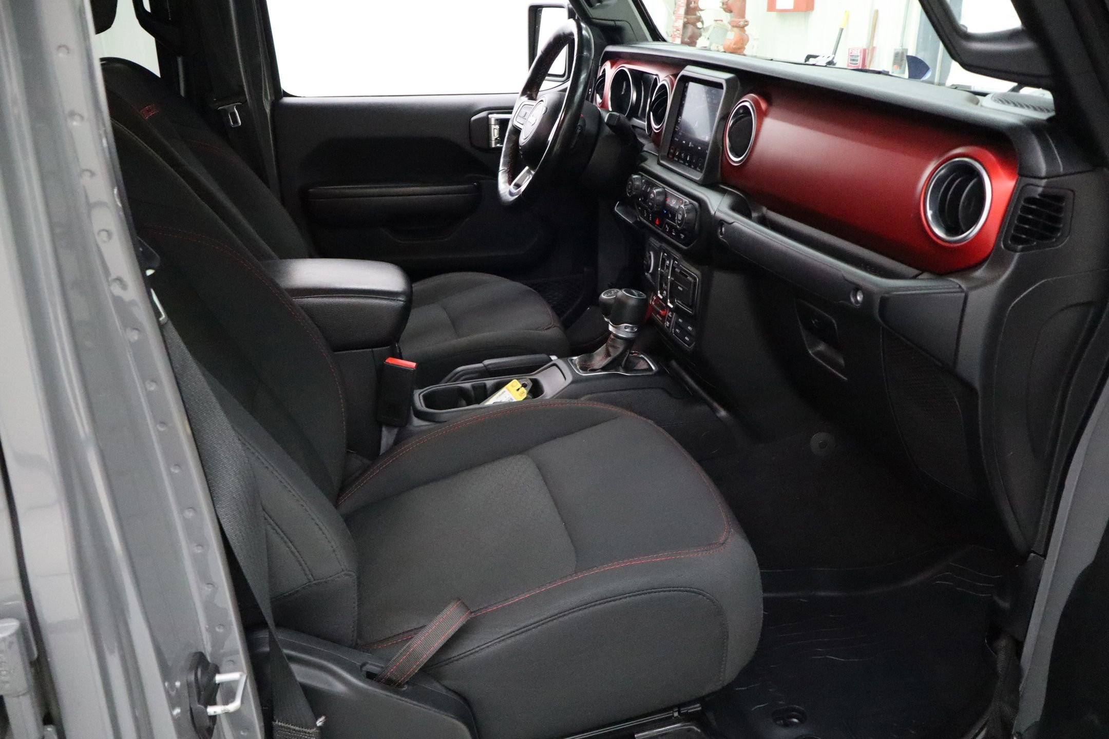 Used 2021 Jeep Gladiator Rubicon image 28