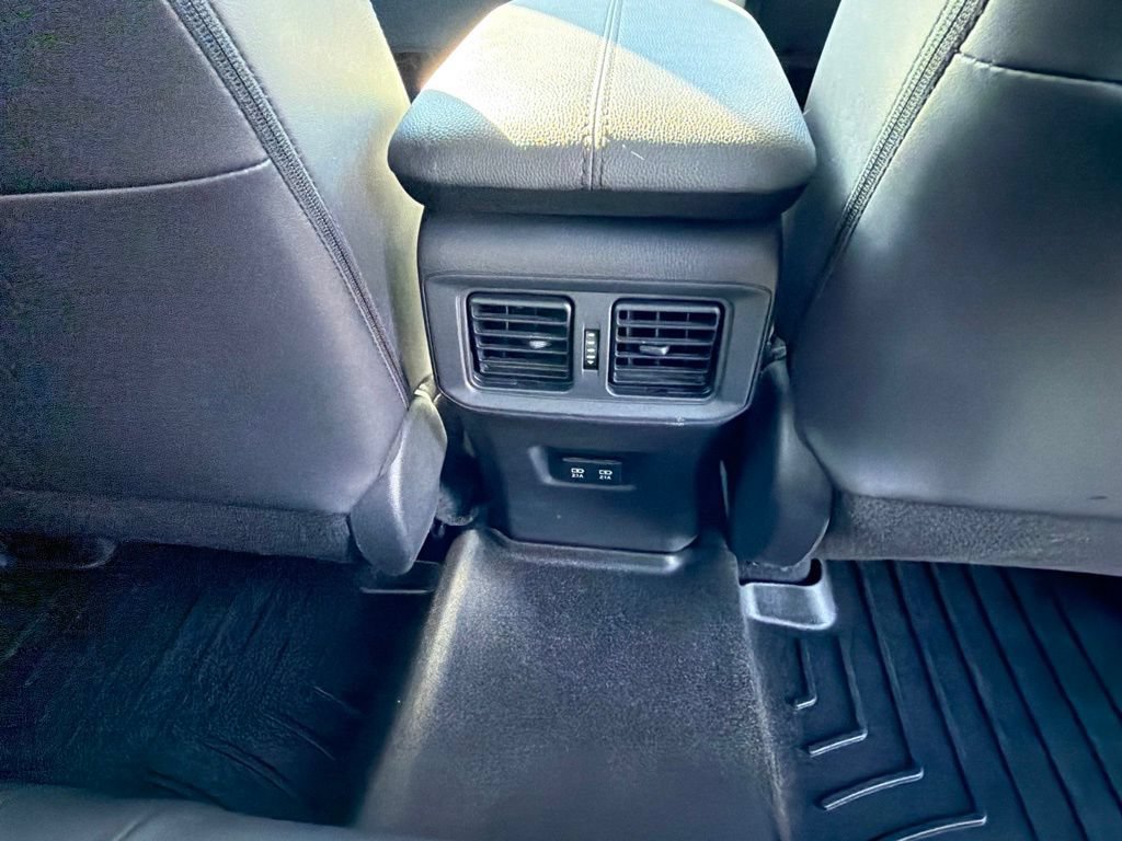 Used 2019 Toyota RAV4 XLE Premium w/ Cold Weather Package AWD/4WD image 48