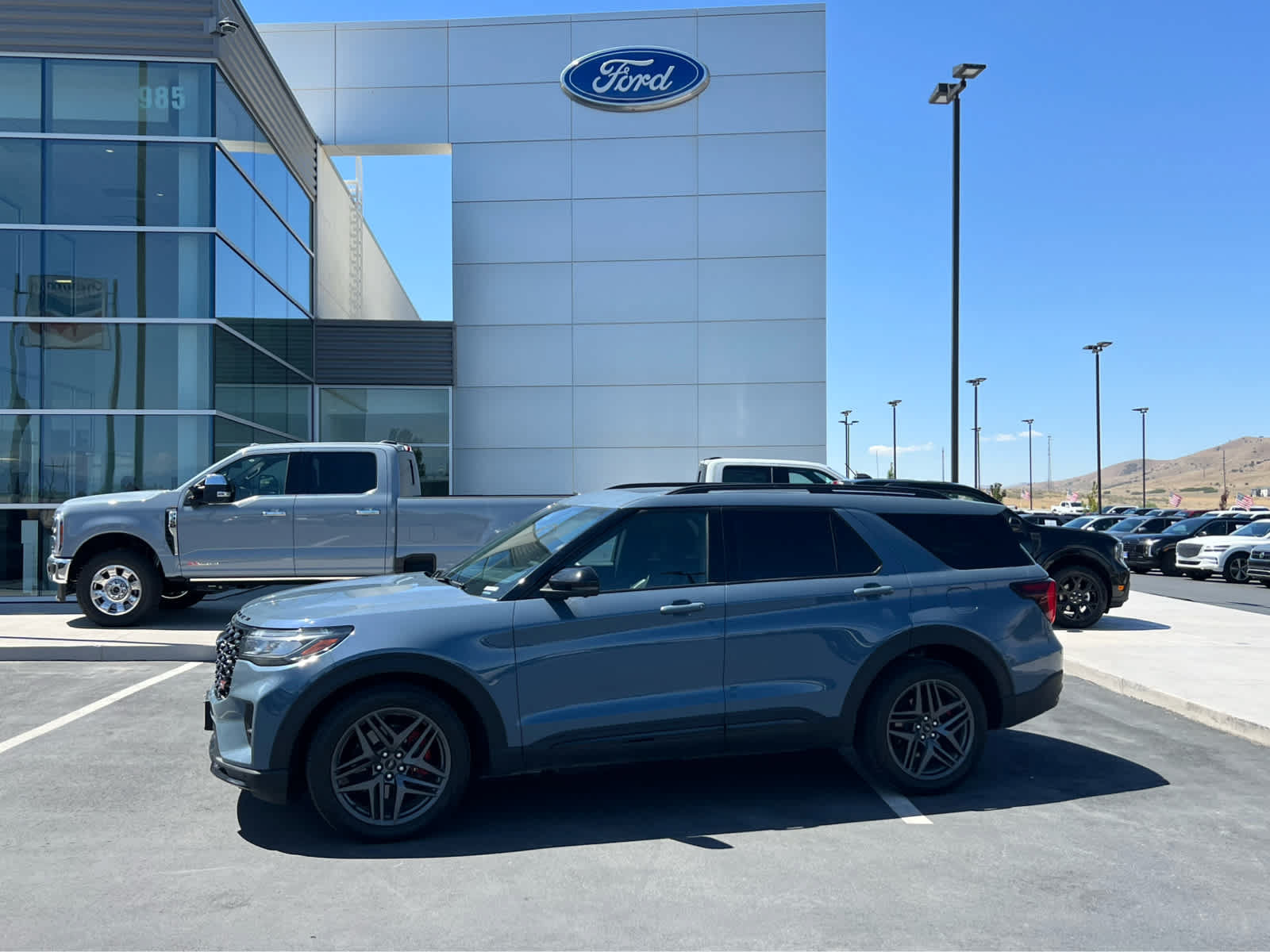 Certified 2025 Ford Explorer ST w/ Sun And Sound Package AWD/4WD image 1