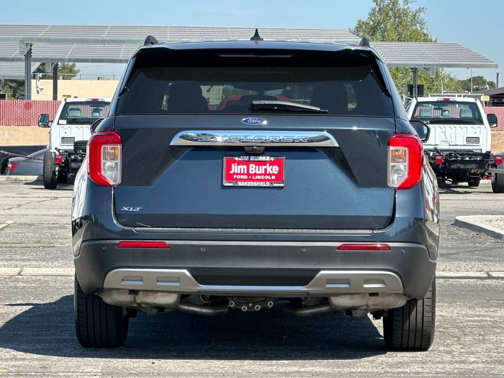 Certified 2023 Ford Explorer XLT w/ Equipment Group 202A image 4