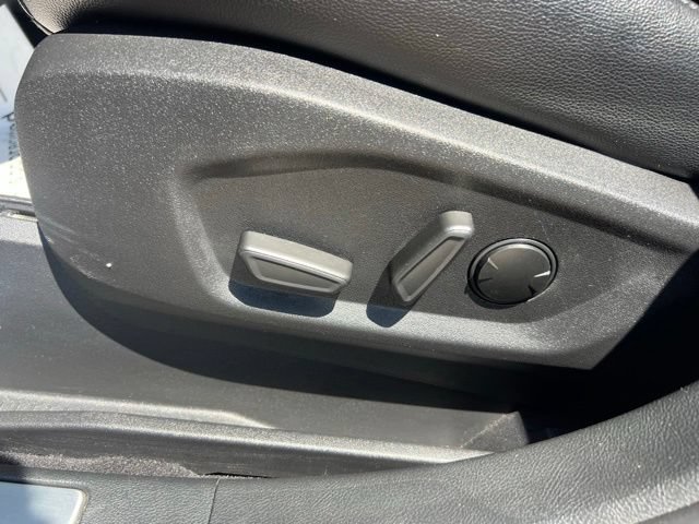Certified 2024 Ford Edge Titanium AWD/4WD image 17