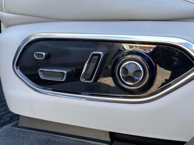 Used 2021 Jeep Grand Cherokee L Summit w/ Advanced Protech Group IV image 21