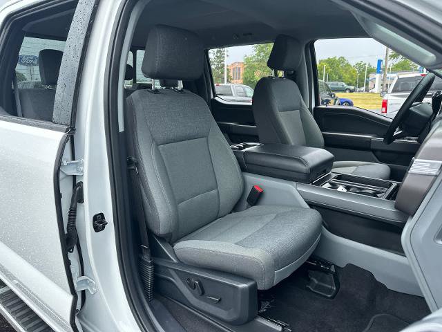 Certified 2025 Ford F150 XLT w/ Equipment Group 302A MID AWD/4WD image 32