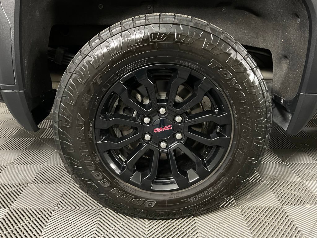 Used 2022 GMC Sierra 1500 AT4X AWD/4WD image 10