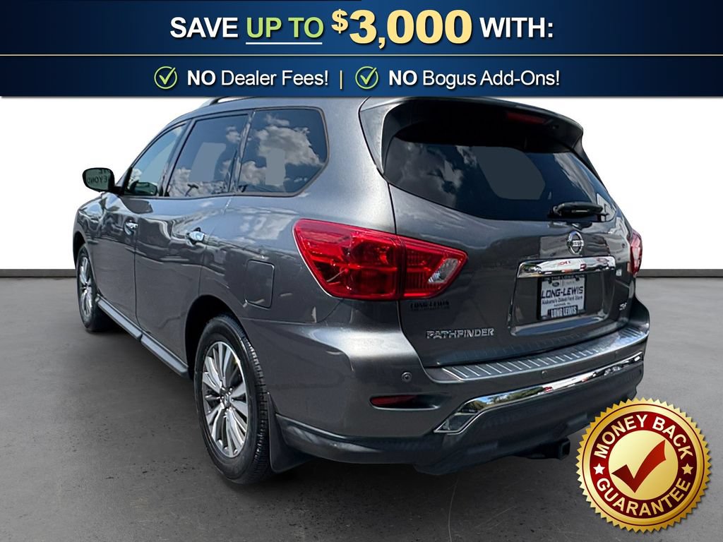 Used 2019 Nissan Pathfinder SV w/ Cargo Package FWD image 4
