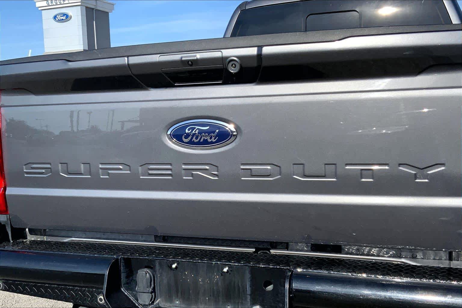 Certified 2023 Ford F250 Lariat w/ Lariat Ultimate Package AWD/4WD image 10