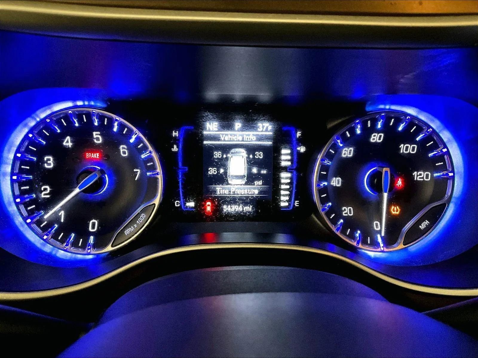 Used 2020 Chrysler Voyager L image 19