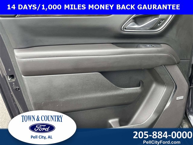 Used 2024 Chevrolet Suburban LT image 6