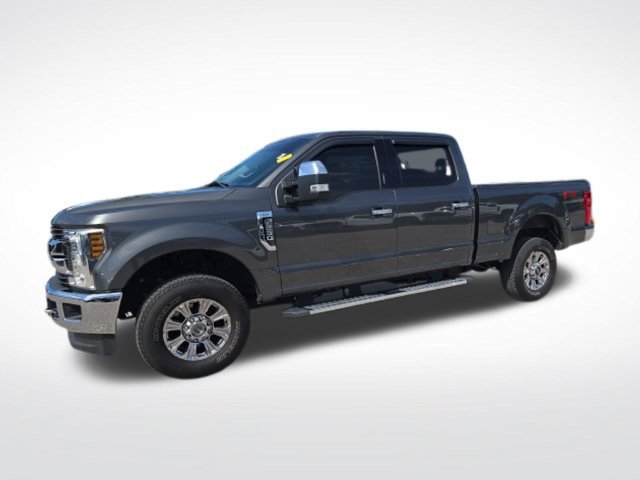 Certified 2019 Ford F250 XLT w/ XLT Premium Package AWD/4WD image 6