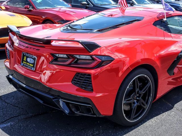 Used 2024 Chevrolet Corvette Stingray Preferred Cpe w/ Z51 Performance Package RWD image 9