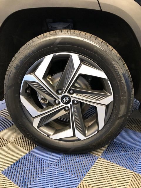 Used 2022 Hyundai Tucson Limited image 11