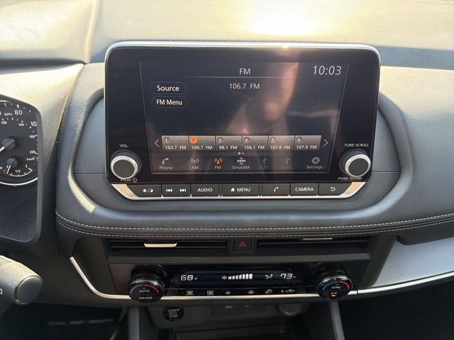 Used 2025 Nissan Rogue SV FWD image 16