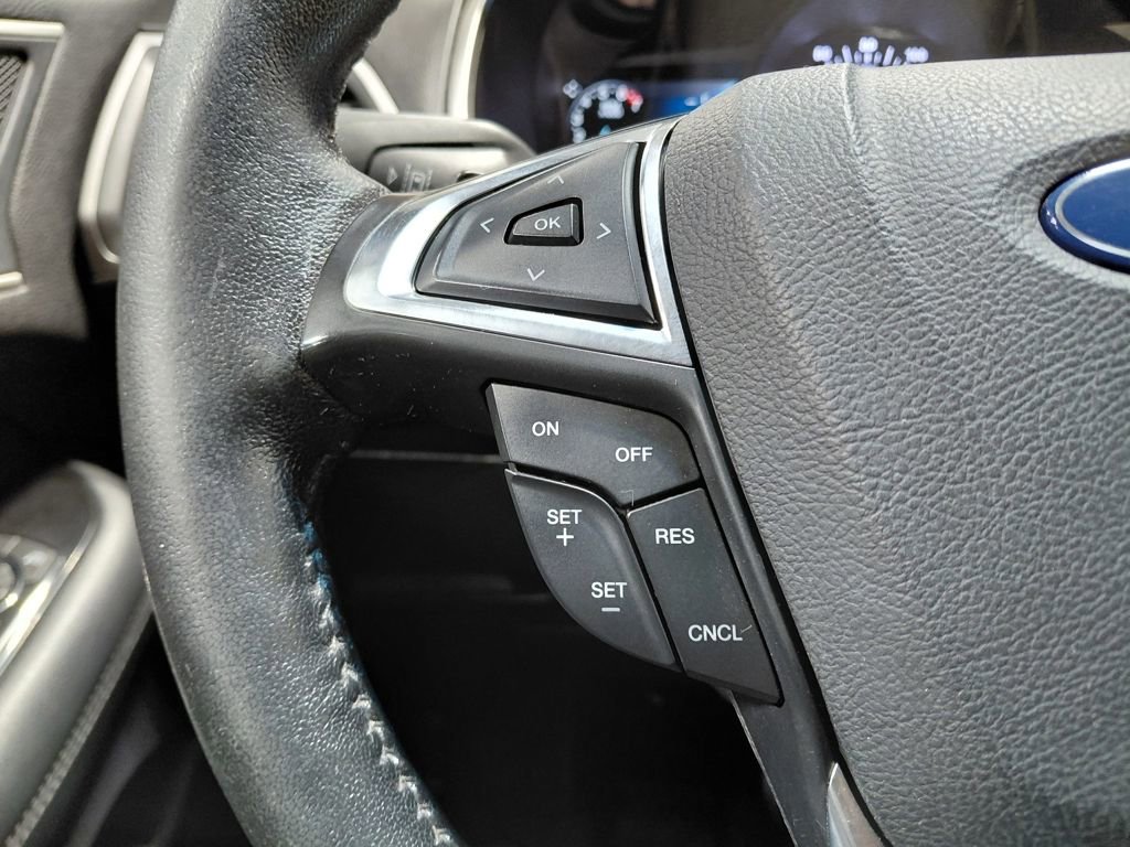 Certified 2019 Ford Edge SEL w/ Equipment Group 201A image 32