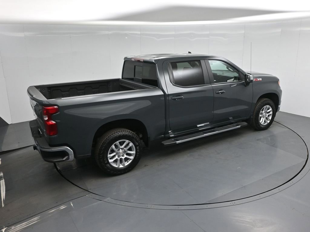 Used 2025 Chevrolet Silverado 1500 LT w/ Z71 Off-Road Package image 13
