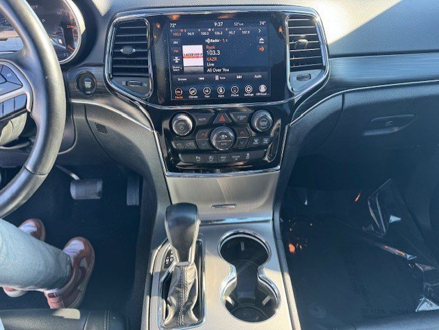 Used 2021 Jeep Grand Cherokee Limited image 17