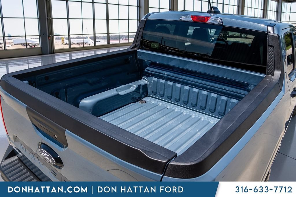 Certified 2025 Ford Maverick XLT FWD image 31