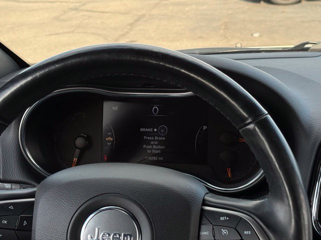 Used 2020 Jeep Grand Cherokee Limited w/ Trailer Tow Group IV AWD/4WD image 11