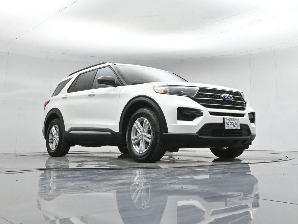 Certified 2022 Ford Explorer XLT image 52
