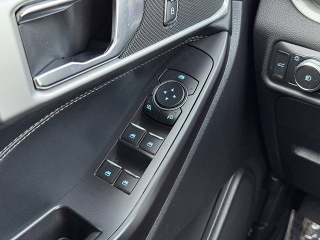 Certified 2020 Ford Explorer XLT w/ Equipment Group 202A image 33