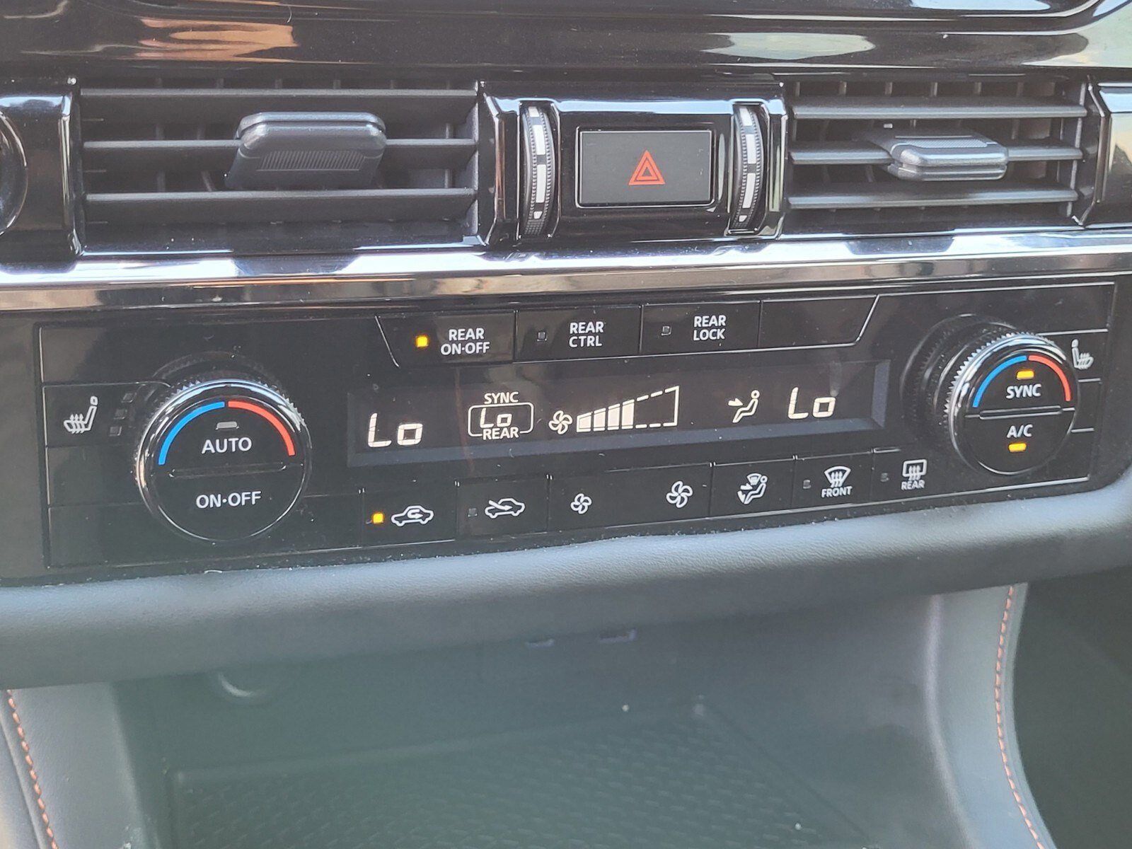 Used 2025 Nissan Pathfinder Rock Creek image 22