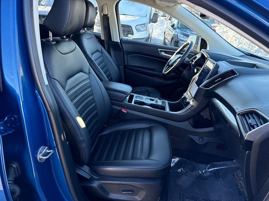 Certified 2024 Ford Edge SEL w/ Convenience Package image 9