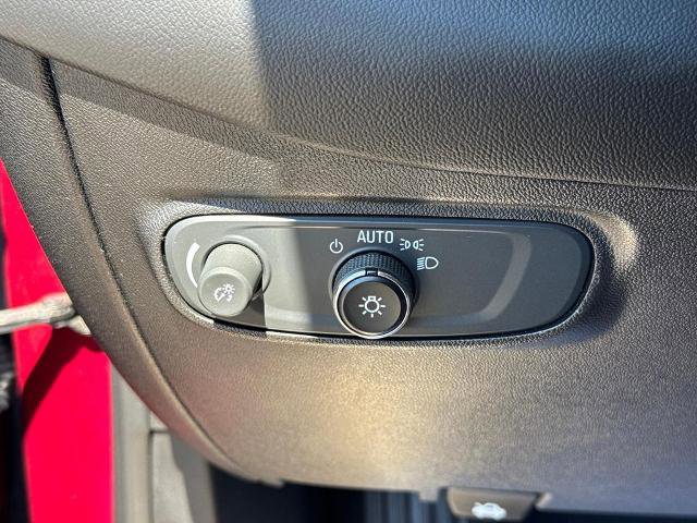 Used 2019 Chevrolet Equinox LT FWD image 20