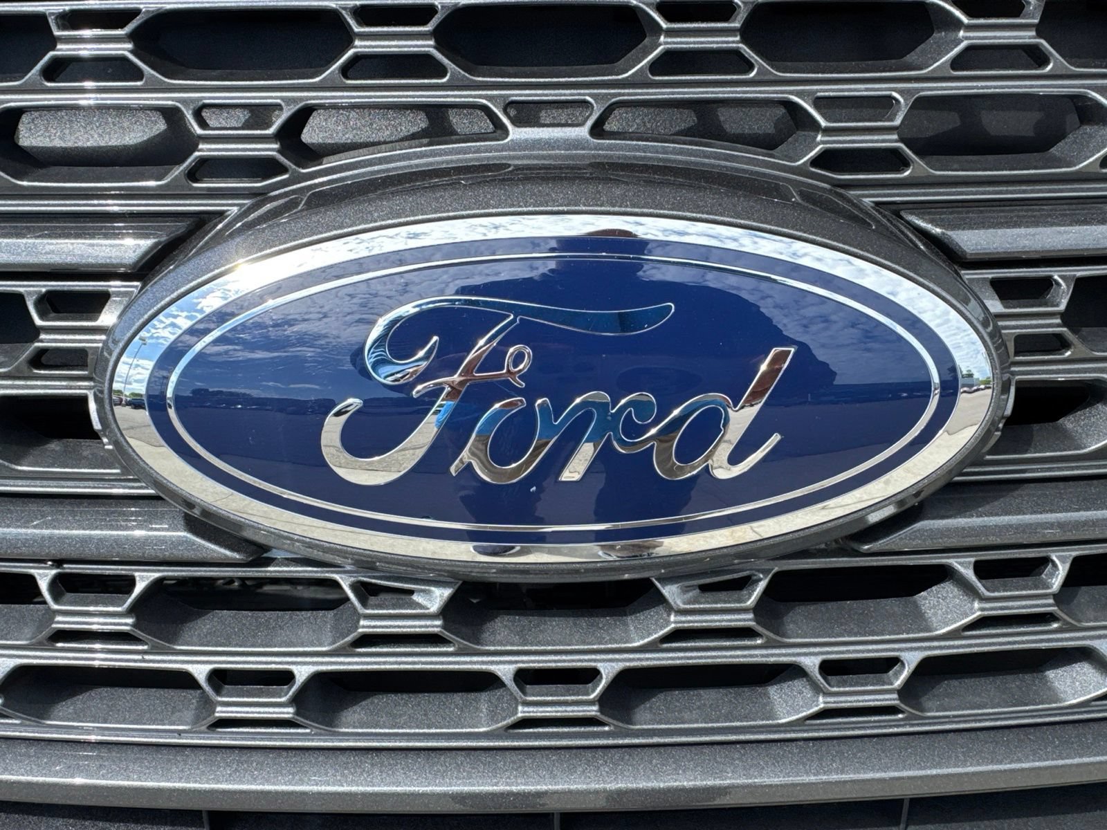 Certified 2023 Ford Explorer XLT w/ Equipment Group 202A AWD/4WD image 14