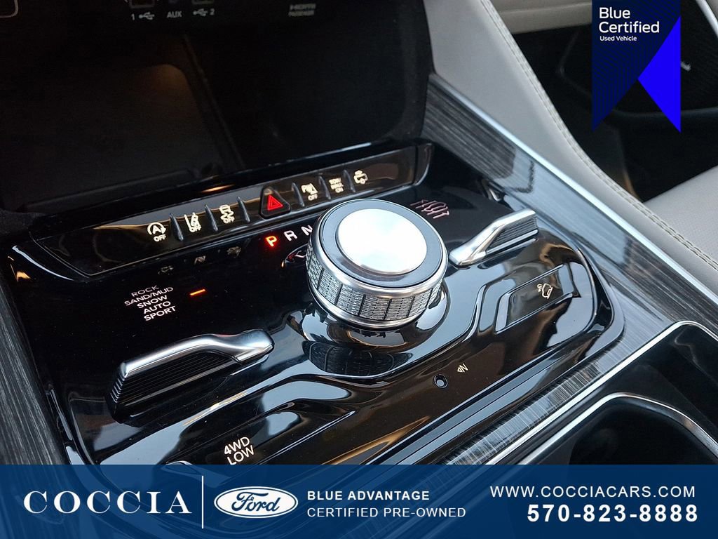 Used 2022 Jeep Wagoneer Series III w/ Premium Group I image 16