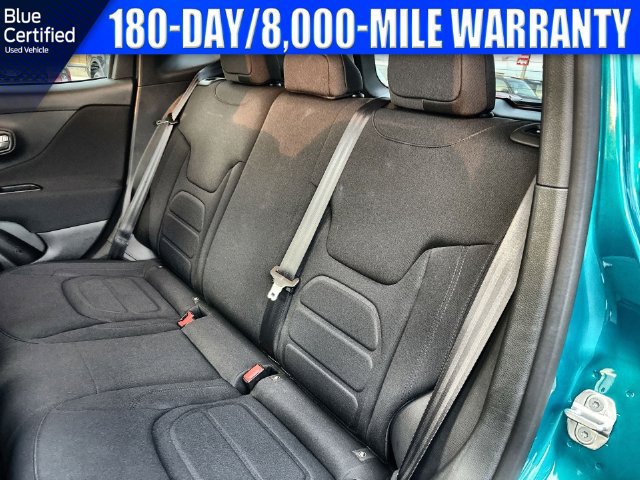 Used 2021 Jeep Renegade Latitude FWD image 31