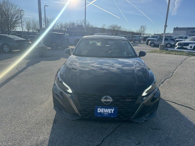 Used 2024 Nissan Altima 2.5 SR image 9