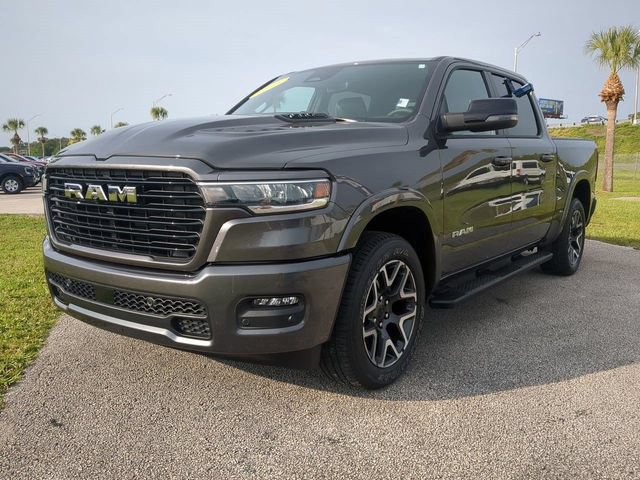 Used 2025 RAM 1500 Laramie w/ Sport Appearance Package AWD/4WD image 8