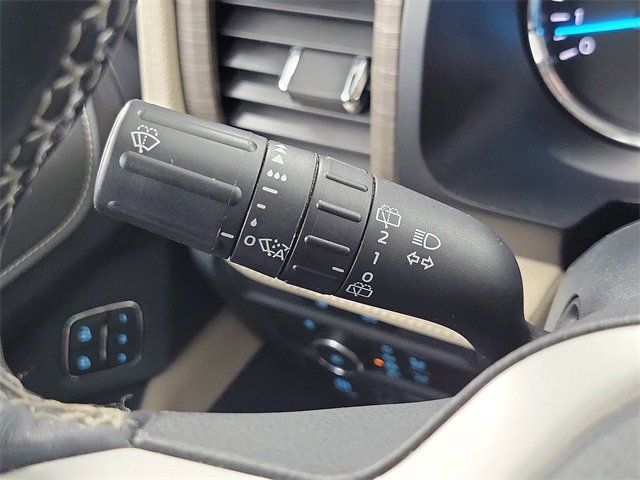 Certified 2022 Ford Expedition Limited image 15