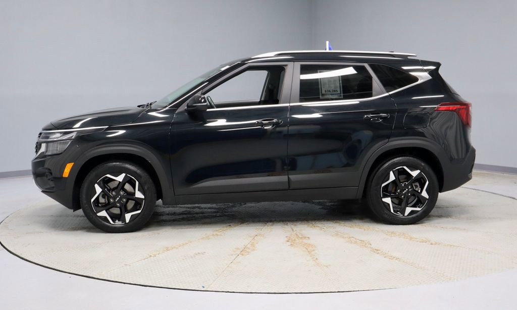 Used 2024 Kia Seltos EX AWD/4WD image 10
