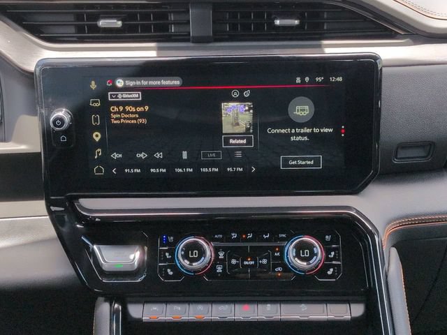 Used 2025 GMC Sierra 1500 AT4 w/ AT4 Premium Package AWD/4WD image 18
