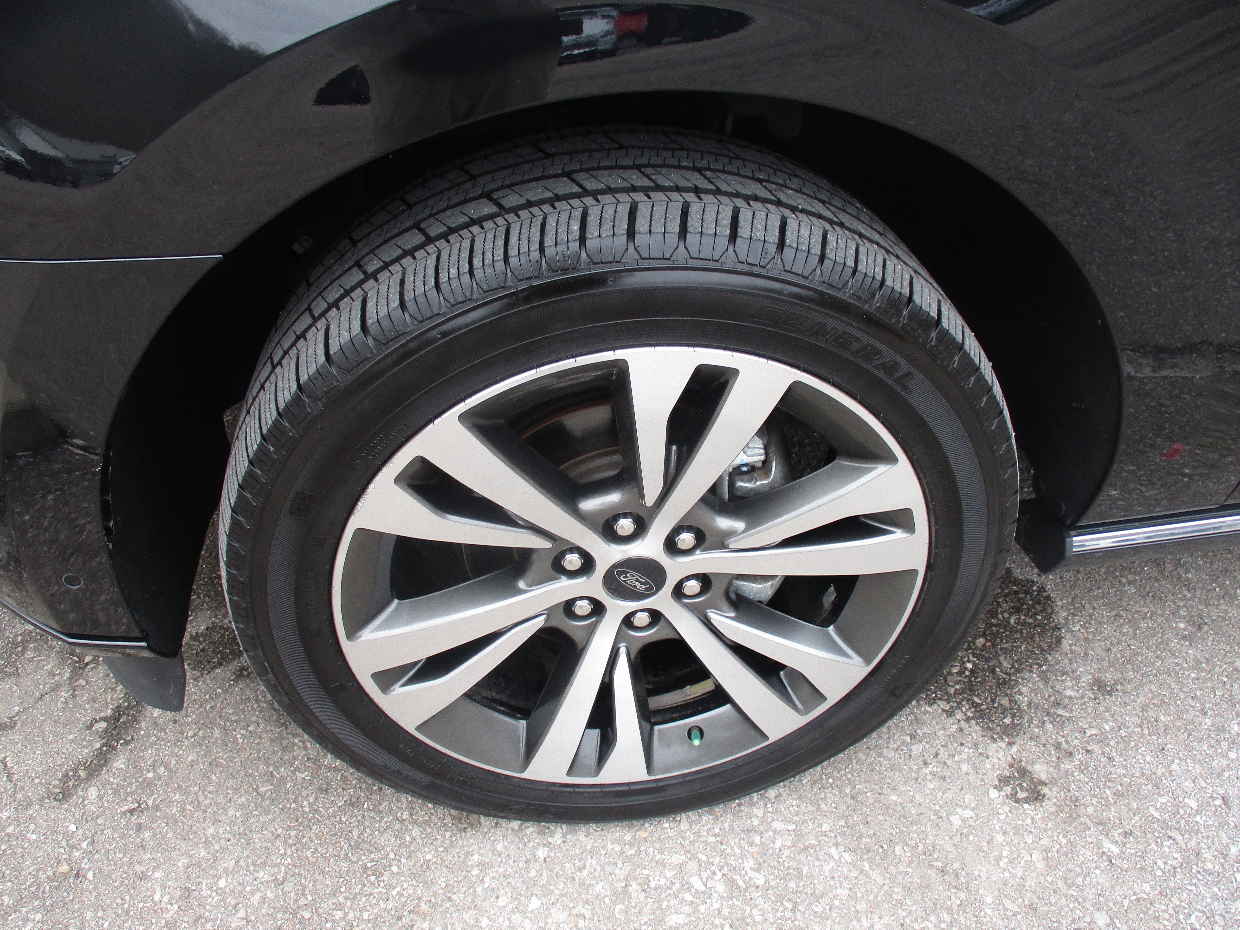 Certified 2021 Ford Expedition Platinum image 10