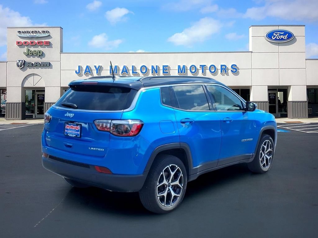 Used 2026 Jeep Compass Limited AWD/4WD image 3