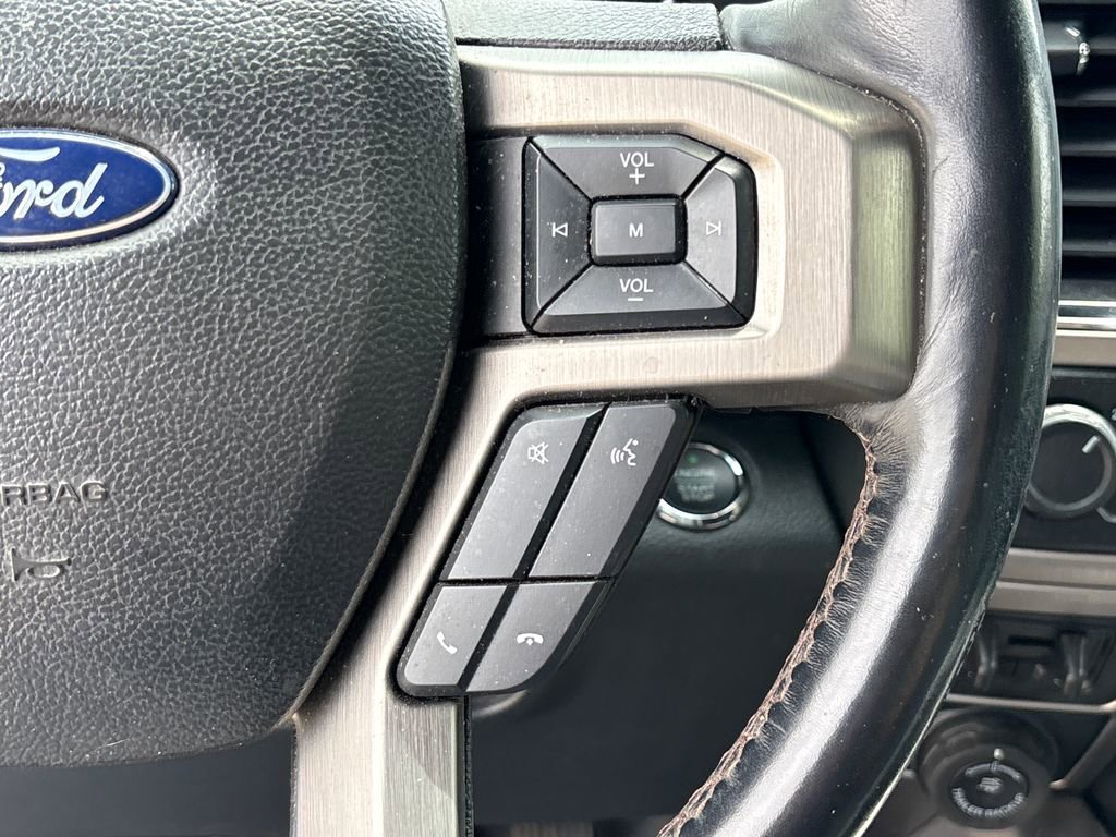 Certified 2022 Ford F250 Platinum w/ FX4 Off-Road Package image 22