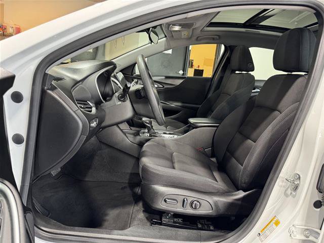 Used 2024 Chevrolet Malibu LT FWD image 17