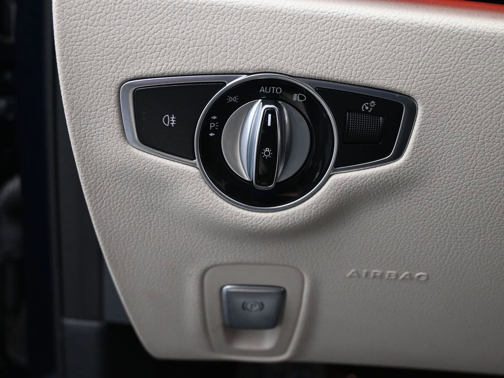 Used 2019 Mercedes-Benz E 450 E 450 image 40