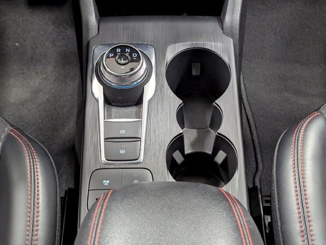 Certified 2025 Ford Escape ST-Line Select AWD/4WD image 7