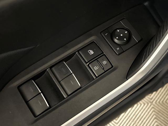 Used 2023 Toyota RAV4 AWD Hybrid image 16